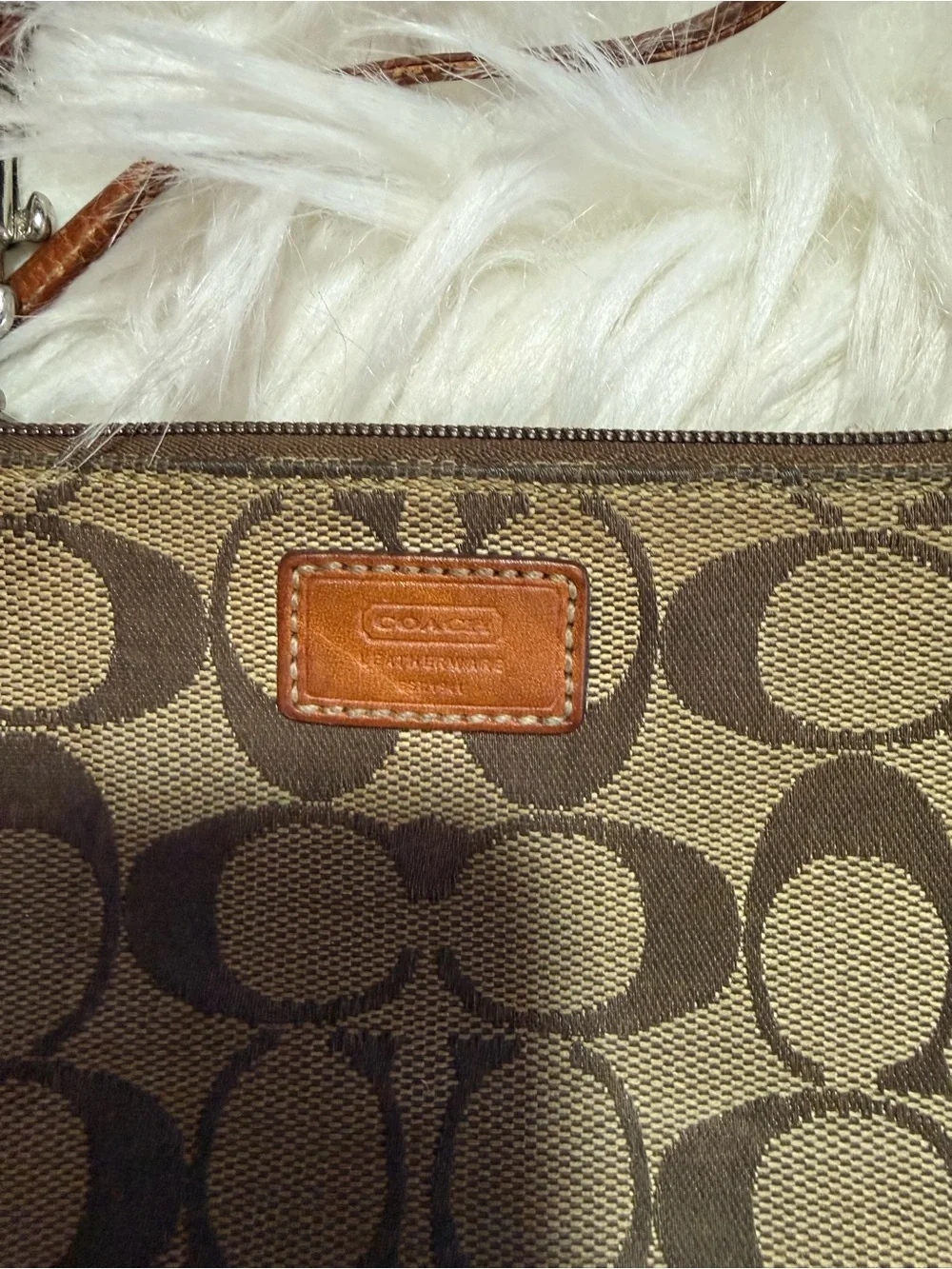 Coach wristlet classic
